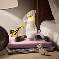 Medela Silicone Breast Milk Collector -Baby Care Shop 124072 9a7fc053 ee52 4a7e bb63 9da504cb8a4f