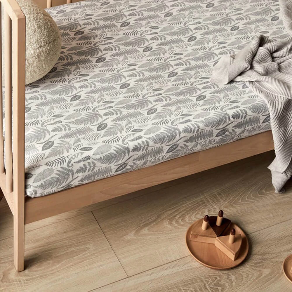 Wilson & Frenchy Organic Cot Sheet Hello Fern 4 Wilson & Frenchy Organic Cot Sheet Hello Fern - Image 2