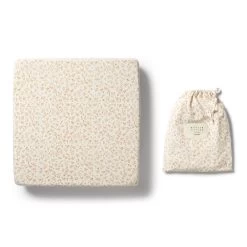 Wilson & Frenchy Organic Cot Sheet Little Garden -Baby Care Shop 128373 a7e455a1 d594 47d5 8a6c f1910119124a