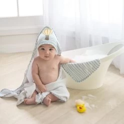 Living Textiles Up Up & Away Hooded Towel -Baby Care Shop 128580 255244a8 9804 4214 9fdb 35a19428f75d