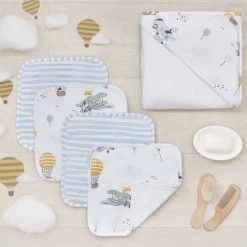Living Textiles Bath Gift Set Up Up & Away -Baby Care Shop 128581 62dd9b03 fef8 4ccb 98cf 9b8531097ea4