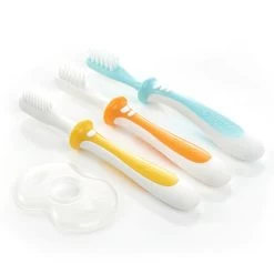 Pigeon Training Toothbrush Set